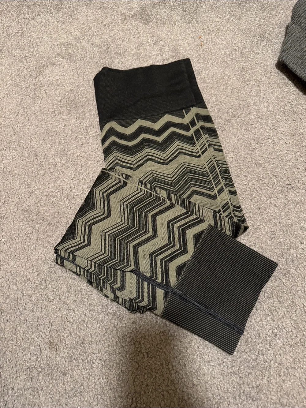 Lululemon chevron leggings